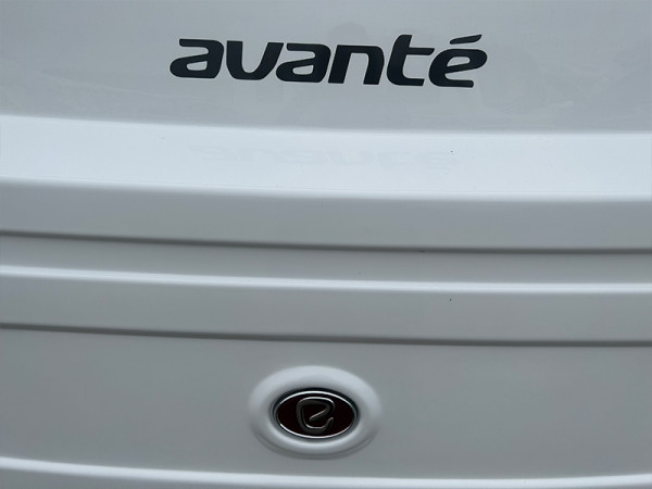 Avante Whale Logo