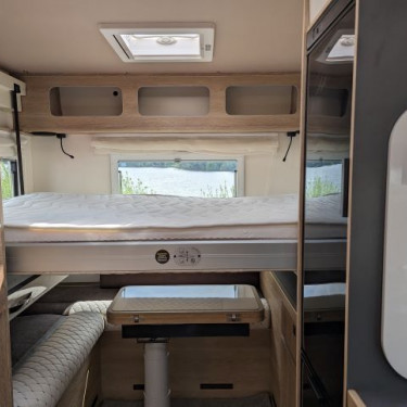Kea 80 Rear bed with lowered option