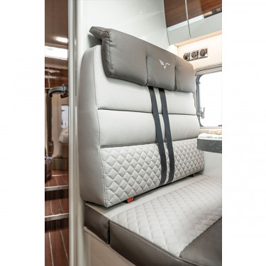 Admiral 6.3 Rear Travel Seats