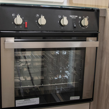 Benimar Mileo 243 oven