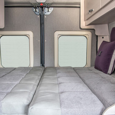 Fairford Plus Rear Bed (1)