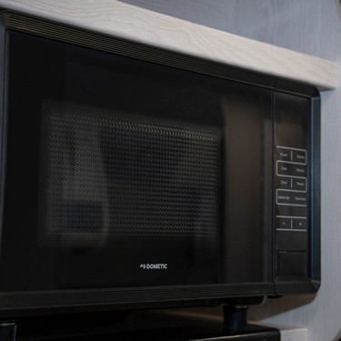 Warwick XL Microwave